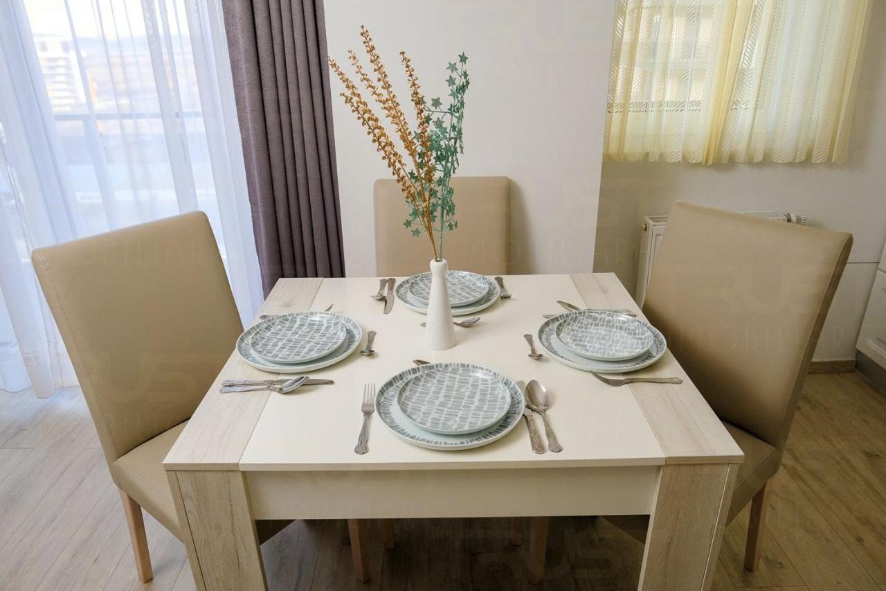 Apartamento Grand Park Turquoise Iulius Mall Cluj-Napoca Exterior foto
